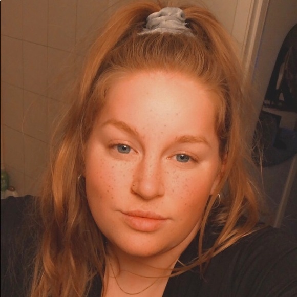 Meet your Posher, Rileigh - Picture 1 of 1